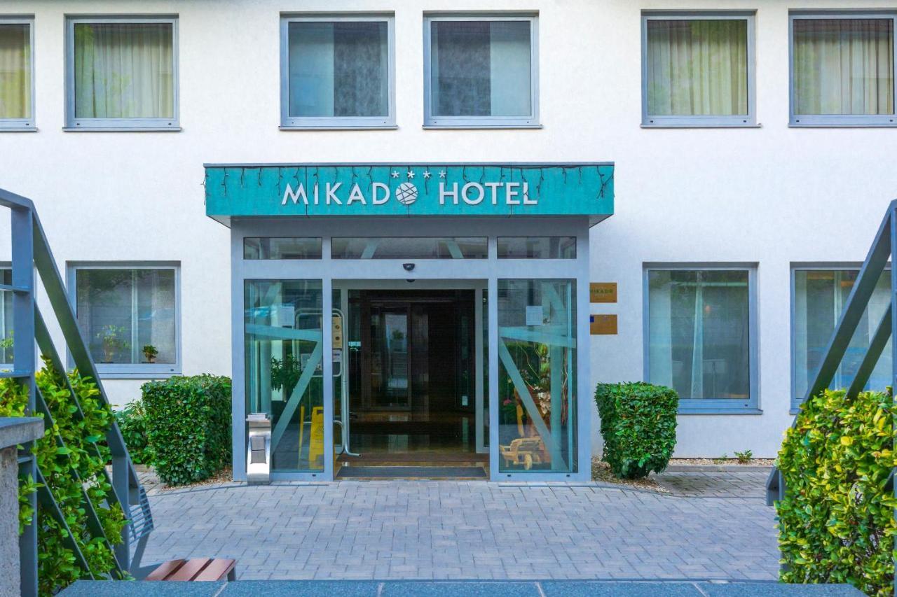 Mikado Hotel Nitra Buitenkant foto