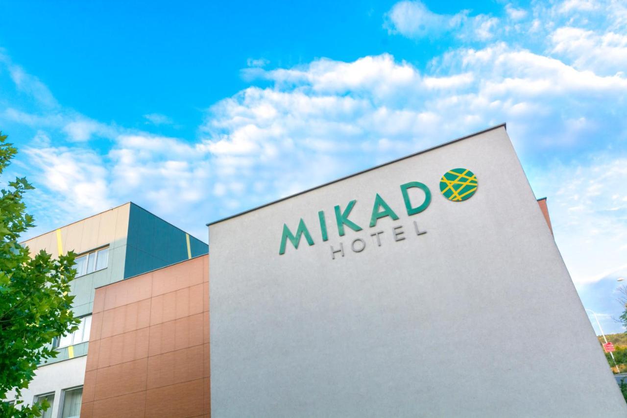 Mikado Hotel Nitra Buitenkant foto